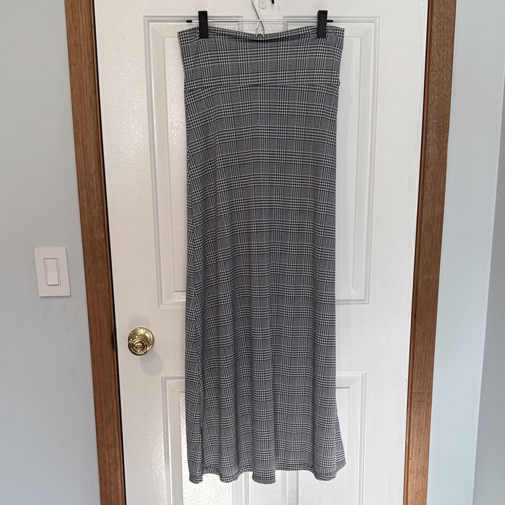 Piphany: Julian Maxi Skirt - Houndstooth